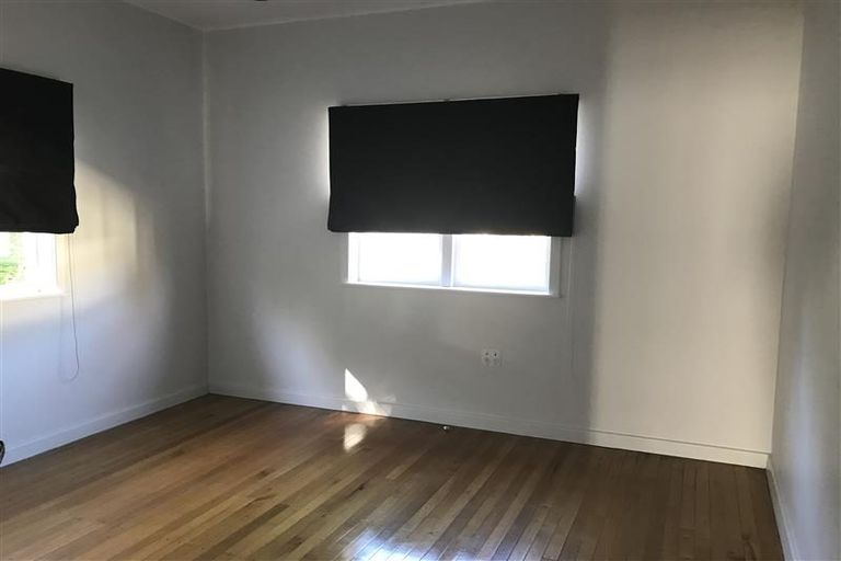 Photo of property in 18 Walmsley Road, Mangere, Auckland, 2022