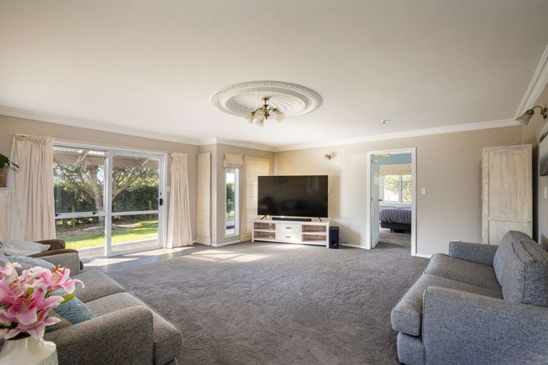Photo of property in 37 Allan Road, Burgess Park, New Plymouth, 4371