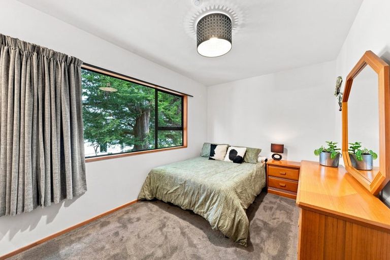 Photo of property in 433 Cashmere Road, Westmorland, Christchurch, 8025