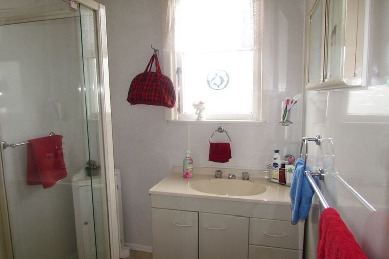 Photo of property in 127 Ngaumutawa Road, Masterton, 5810