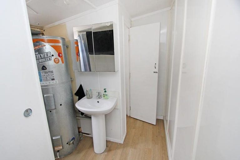 Photo of property in 12 Clyde Street, North Dunedin, Dunedin, 9016