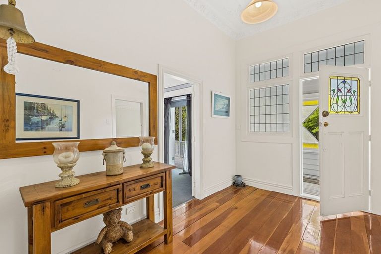 Photo of property in 52 Omaha Flats Road, Tawharanui Peninsula, Warkworth, 0986