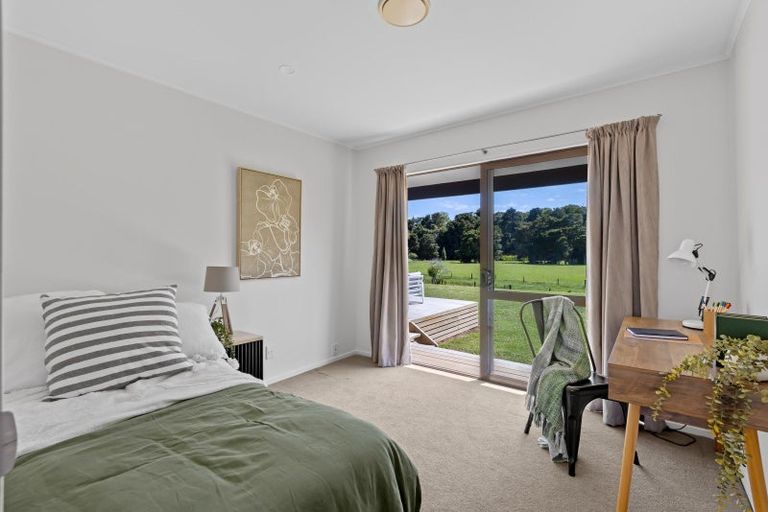 Photo of property in 966 Kahikatea Flat Road, Waitoki, Kaukapakapa, 0871