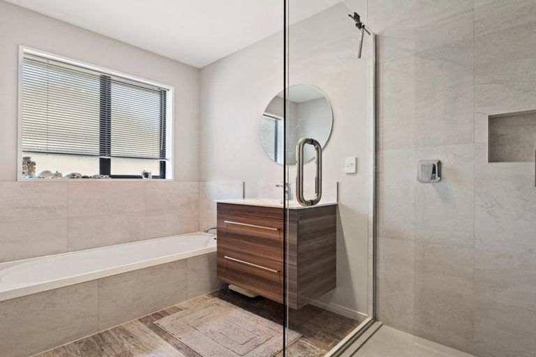 Photo of property in 59 Grimseys Road, Redwood, Christchurch, 8051