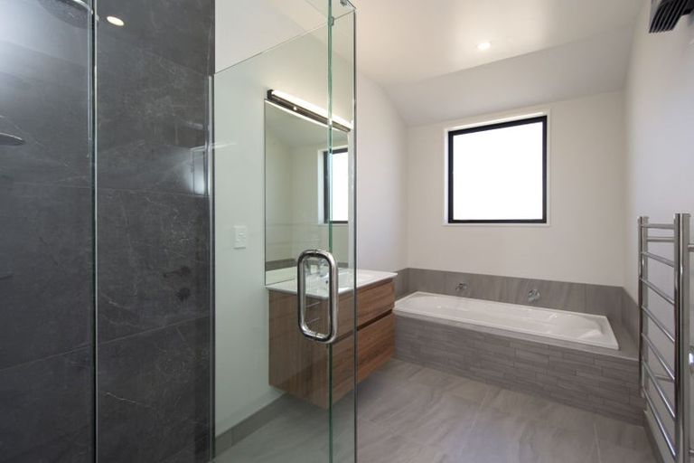 Photo of property in 6 Bryden Place, Halswell, Christchurch, 8025