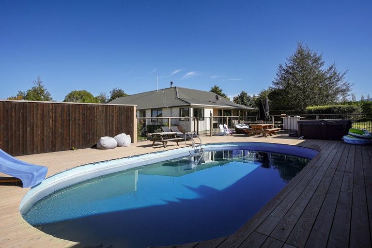 Photo of property in 554 Barkers Road, Loburn, Rangiora, 7472