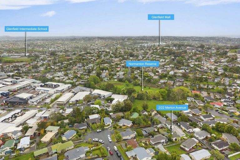 Photo of property in 2/22 Merton Avenue, Glenfield, Auckland, 0627