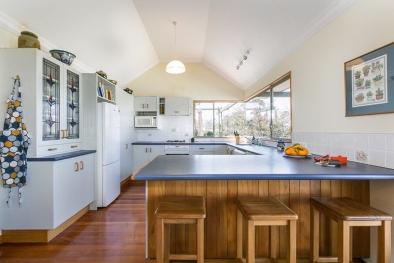 Photo of property in 71 Napier Terrace, Hospital Hill, Napier, 4110