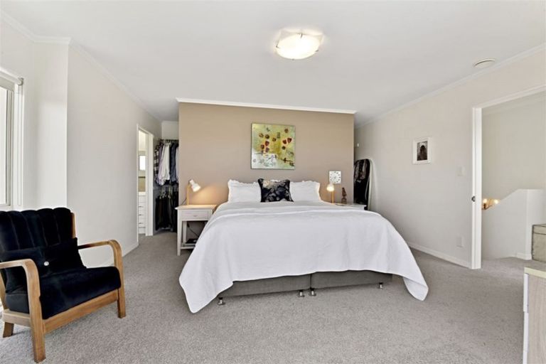 Photo of property in 10 San Lorenzo Rise, Henderson, Auckland, 0612