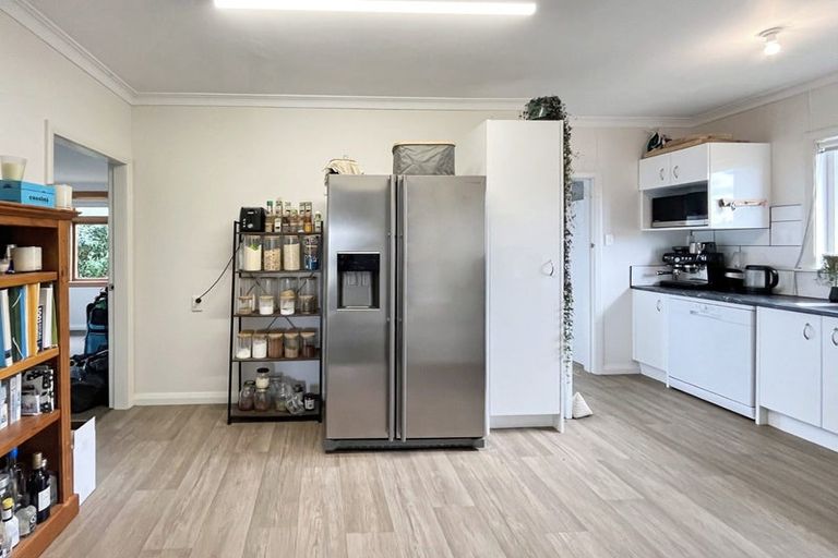 Photo of property in 20 Brightwater Terrace, Terrace End, Palmerston North, 4410