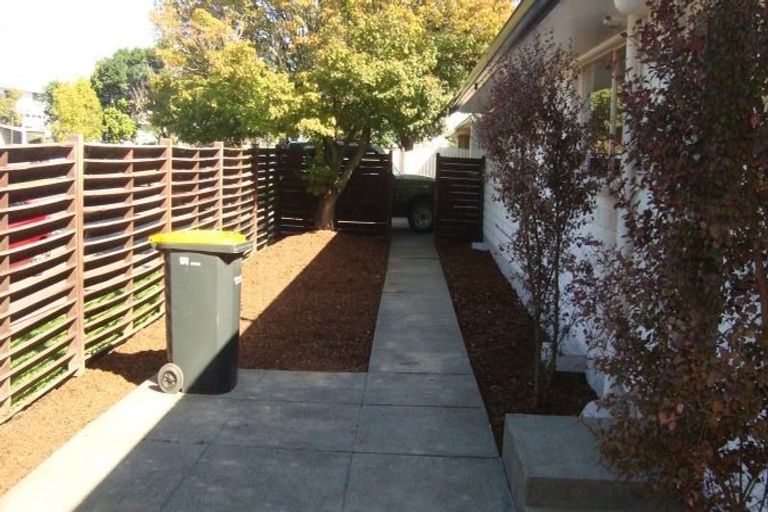 Photo of property in 2/18 Newnham Terrace, Upper Riccarton, Christchurch, 8041