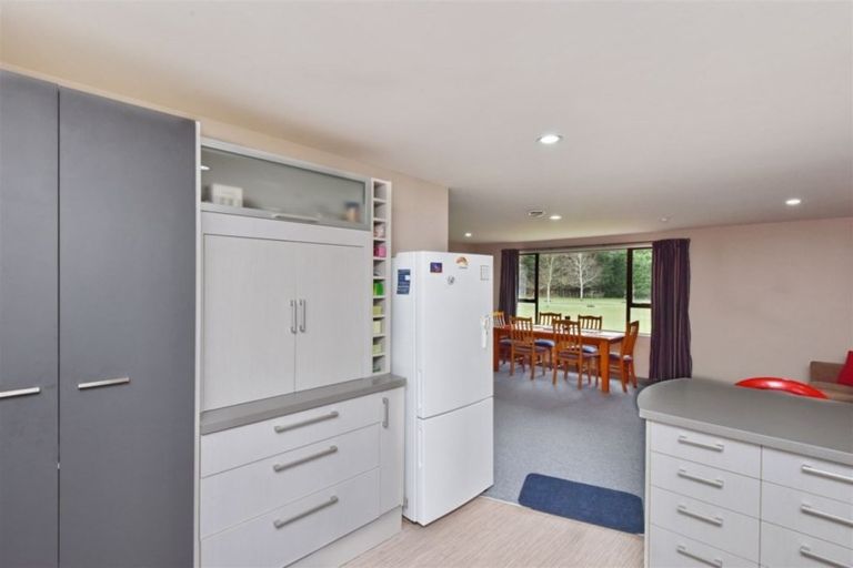 Photo of property in 7 Scarlett Oak Drive, West Melton, Christchurch, 7671
