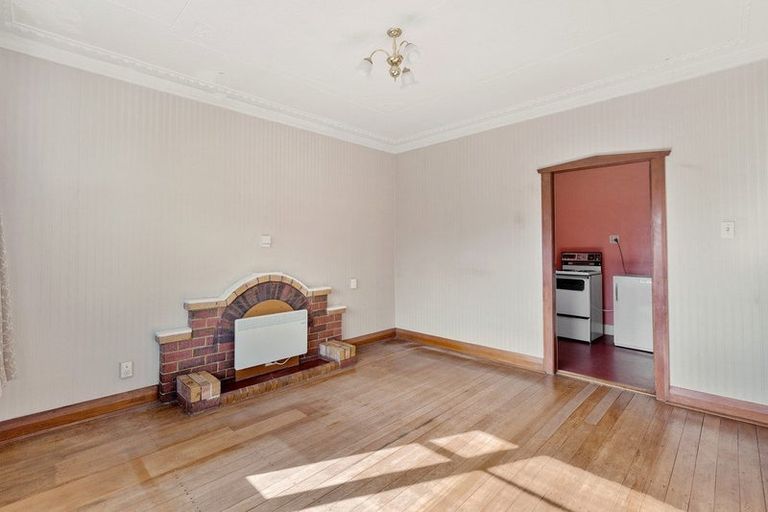 Photo of property in 32 Mornington Road, Balaclava, Dunedin, 9011