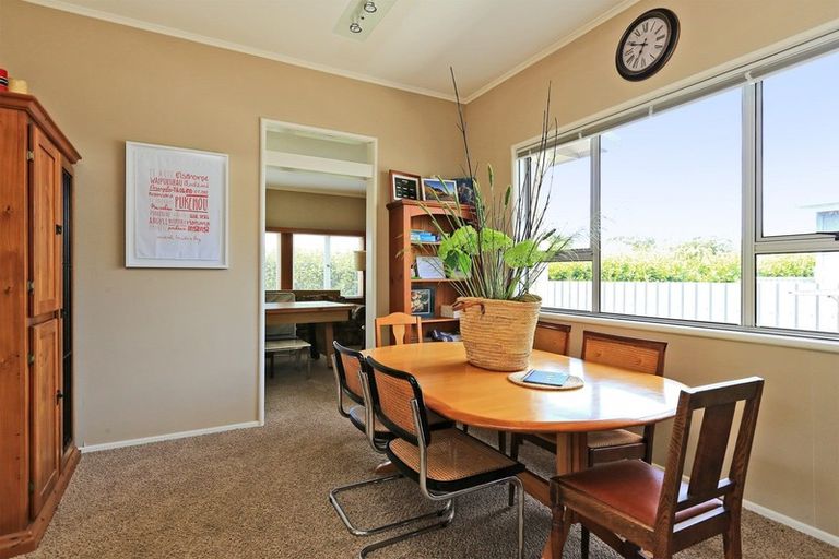 Photo of property in 14 John Ross Place, Kairakau, Elsthorpe, 4295