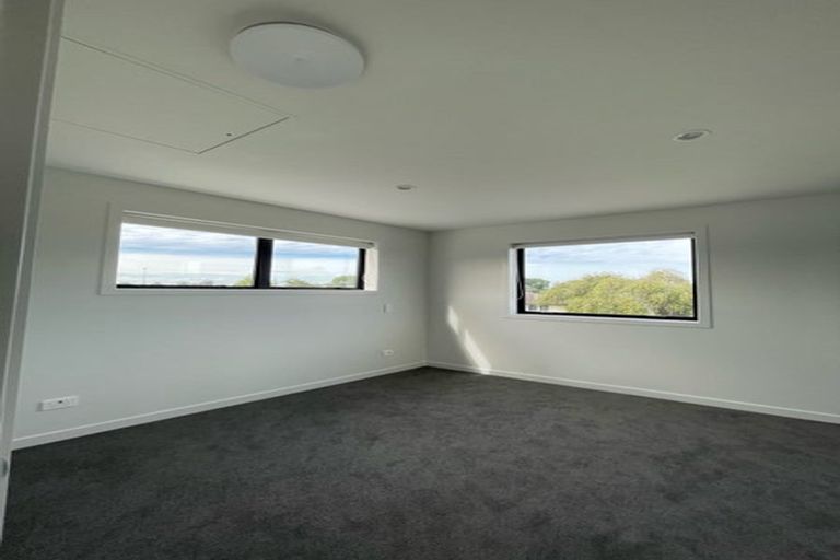 Photo of property in 9a Welby Place, Mangere, Auckland, 2022