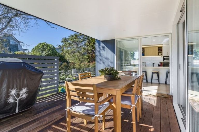 Photo of property in 16 Trevally Place, Snells Beach, 0920
