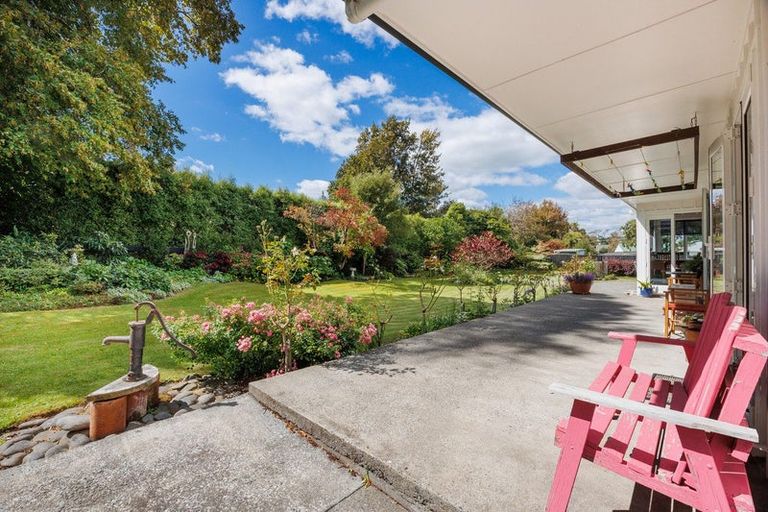 Photo of property in 8a Bond Street, Marton, 4710