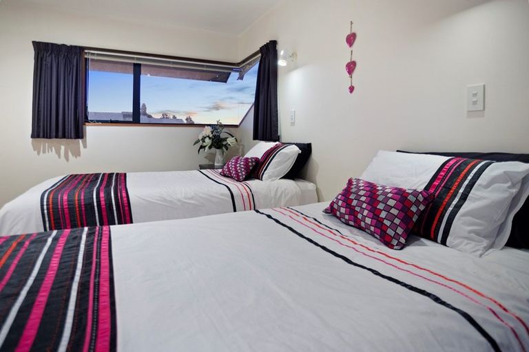 Photo of property in 22 Myrtle Drive, Omokoroa, 3114