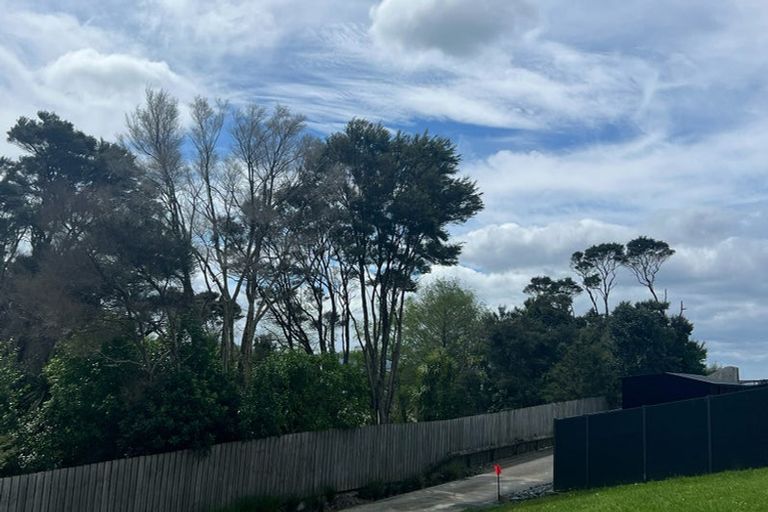 Photo of property in 11 Ti Tree Lane, Stanmore Bay, Whangaparaoa, 0932