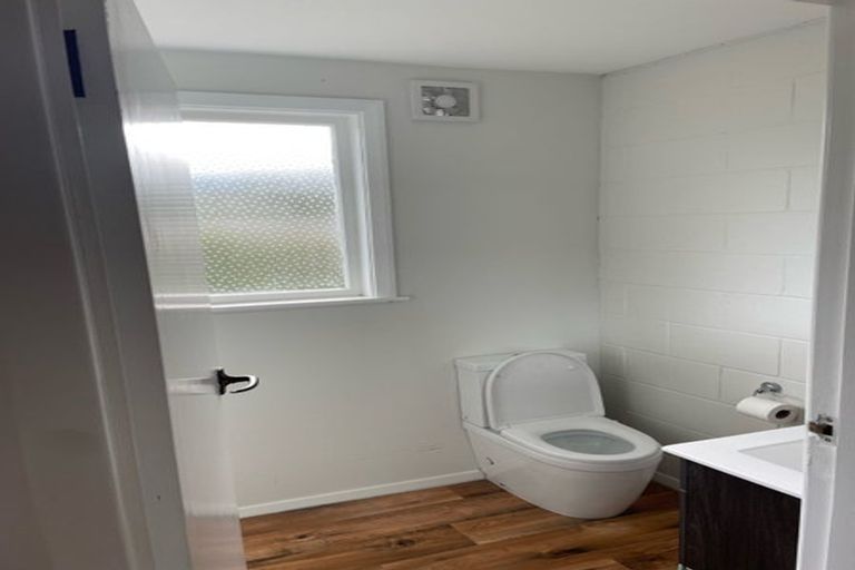 Photo of property in 5a Harrold Street, Highbury, Wellington, 6012