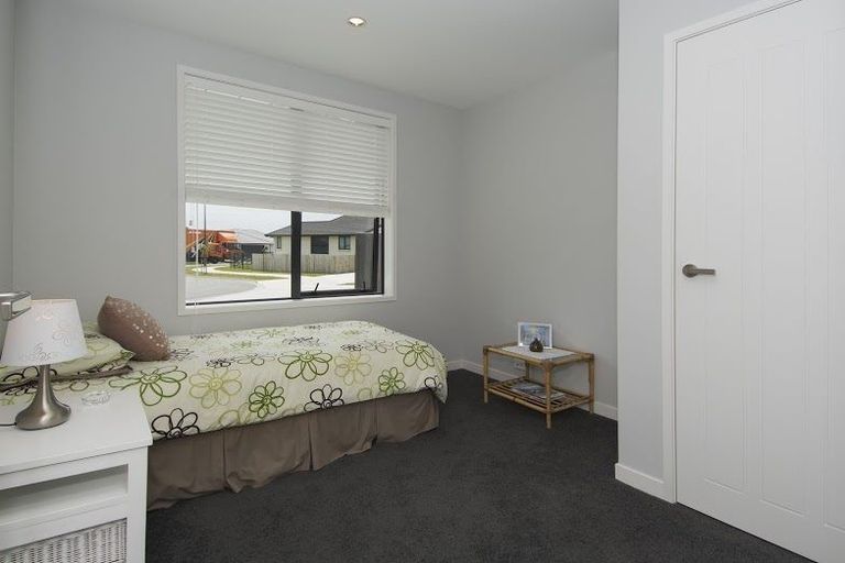 Photo of property in 28 Hebe Crescent, Papamoa Beach, Papamoa, 3118