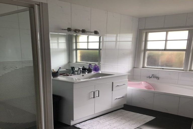 Photo of property in 9 Longmuir Street, Ilam, Christchurch, 8041