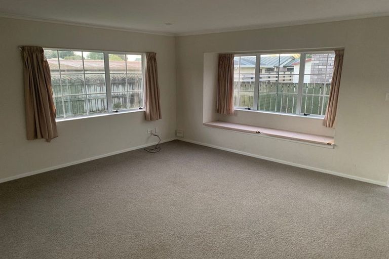 Photo of property in 65 Carlyle Street, Leamington, Cambridge, 3432