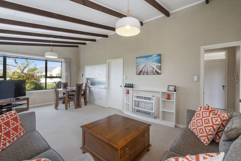 Photo of property in 22 Standish Street, Westown, New Plymouth, 4310