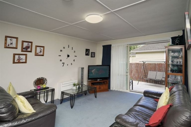 Photo of property in 37 Guildford Street, Burnside, Christchurch, 8053