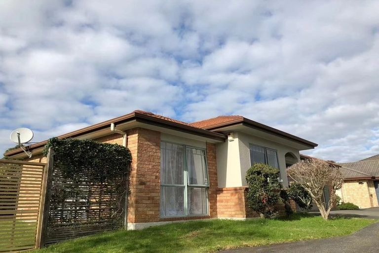 Photo of property in 16 Aviara Court, Northpark, Auckland, 2013