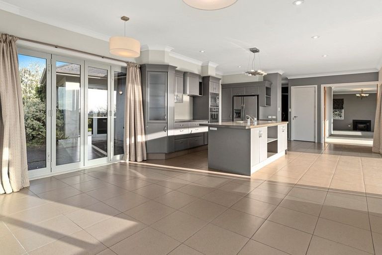 Photo of property in 118 Capamagian Drive, Athenree, Katikati, 3177