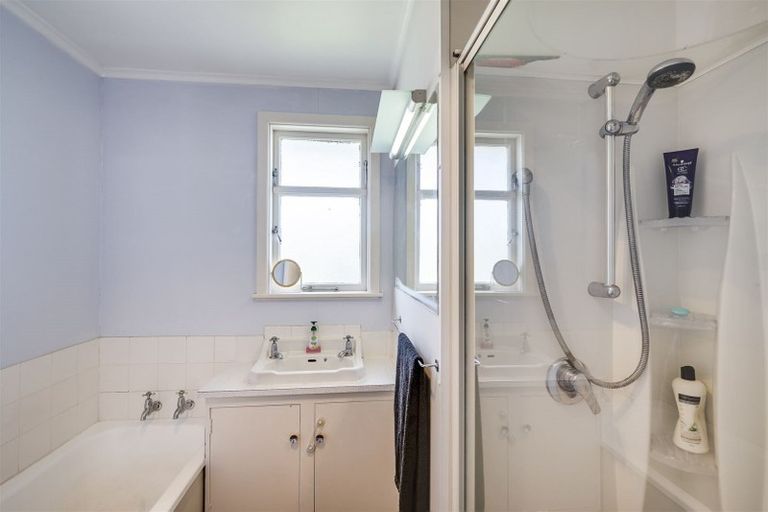 Photo of property in 3 Hitchings Avenue, Onekawa, Napier, 4110