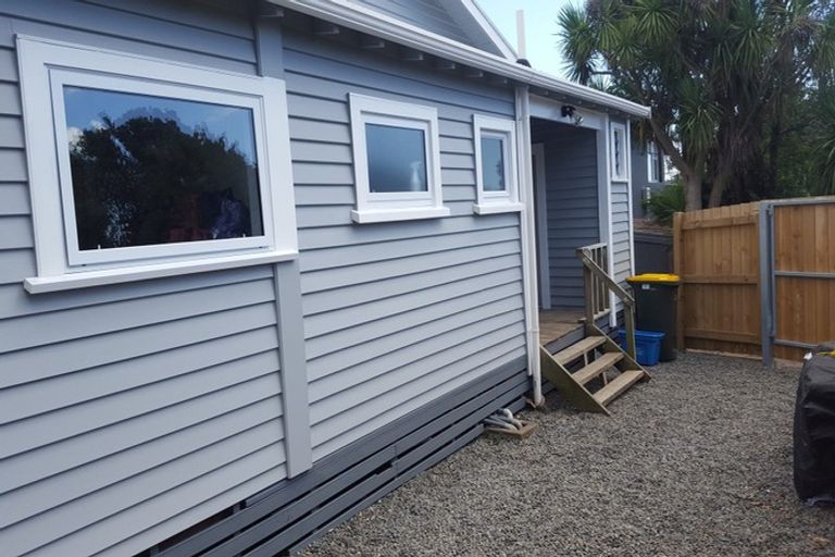 Photo of property in 57 Belt Road, New Plymouth, 4310