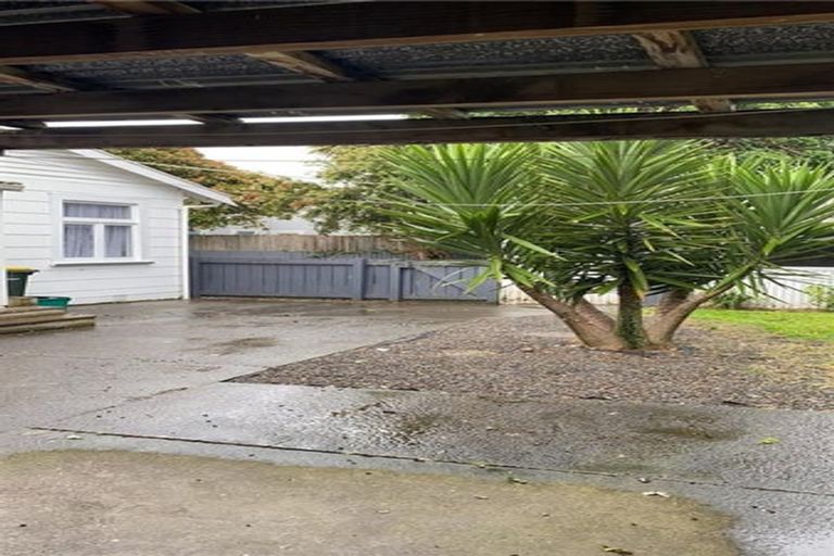 Photo of property in 23 Liverpool Street, Levin, 5510