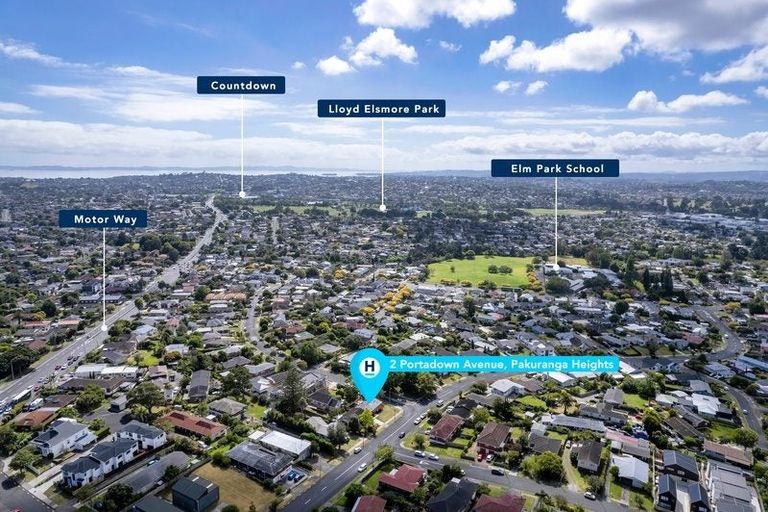 Photo of property in 2 Portadown Avenue, Pakuranga Heights, Auckland, 2010