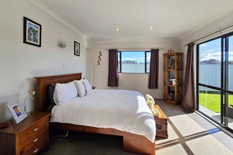 Photo of property in 16a Windsor Terrace, Taradale, Napier, 4112