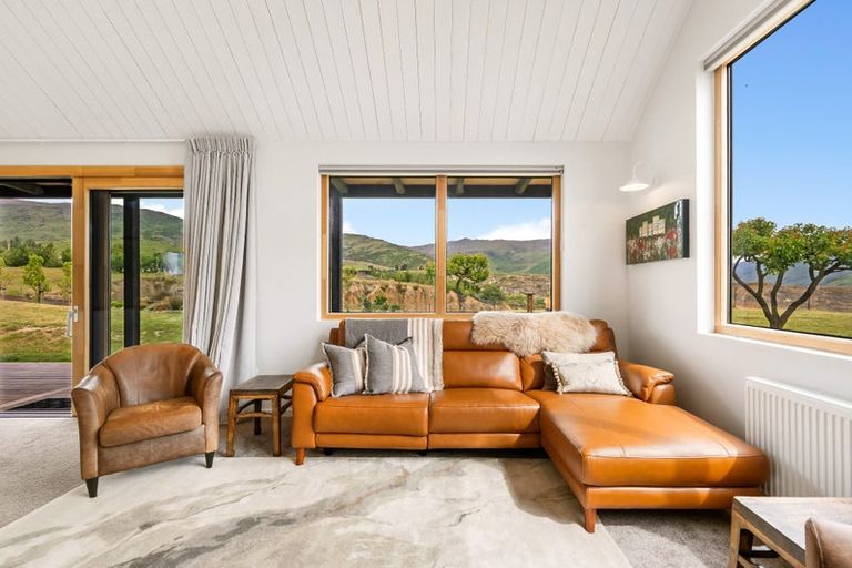 Photo of property in 112 Hall Road, Bannockburn, Cromwell, 9384