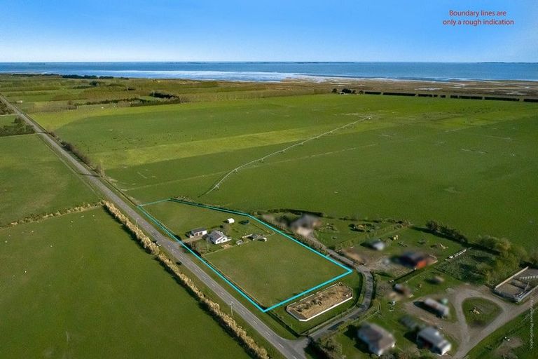 Photo of property in 748 Hudsons Road, Motukarara, Christchurch, 7674