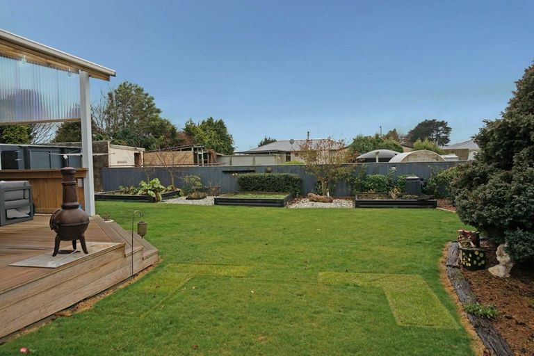 Photo of property in 61 Mauchline Street, Wallacetown, 9816