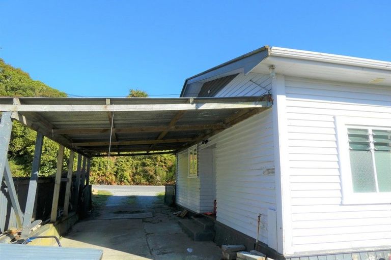 Photo of property in 10 Hall-jones Street, Runanga, 7803