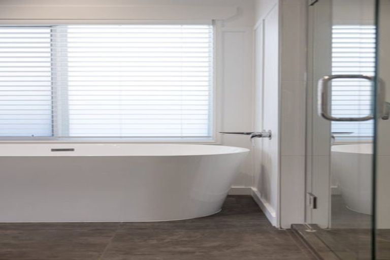 Photo of property in 18 Montia Close, Papamoa Beach, Papamoa, 3118