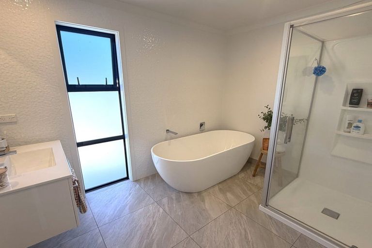 Photo of property in 8 Cherry Place, Maewa, Feilding, 4702