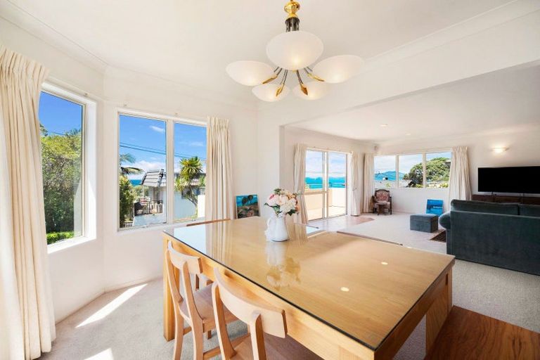Photo of property in 2/89 Aberdeen Road, Castor Bay, Auckland, 0620