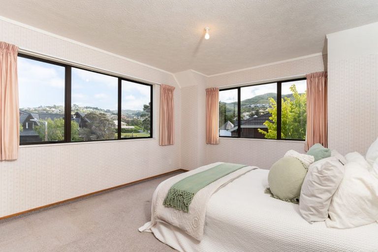 Photo of property in 46 Burbank Crescent, Churton Park, Wellington, 6037