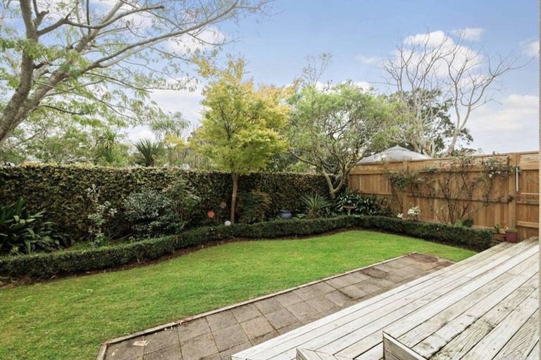 Photo of property in 10/148 Brightside Road, Stanmore Bay, Whangaparaoa, 0932