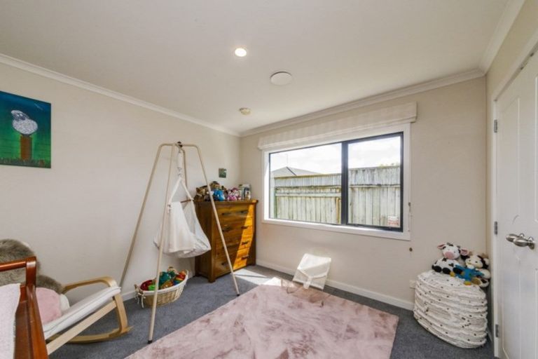 Photo of property in 4 Virginia Grove, Milson, Palmerston North, 4414