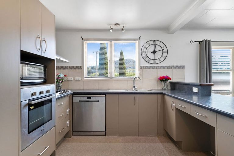 Photo of property in 93 Mount View Drive, Mangakakahi, Rotorua, 3015