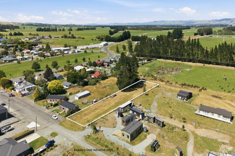 Photo of property in 8 Tauna Street, Lumsden, 9730