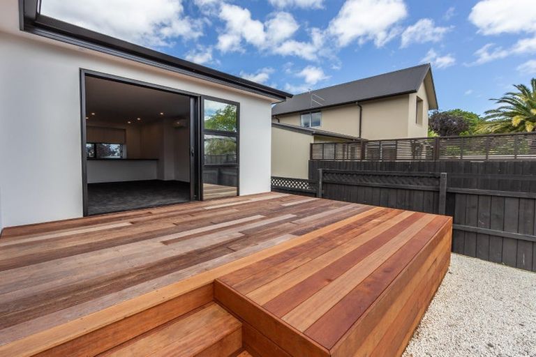 Photo of property in 257a Edgeware Road, Edgeware, Christchurch, 8013