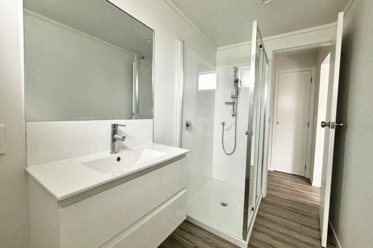 Photo of property in 2/24 Parliament Street, Melling, Lower Hutt, 5010